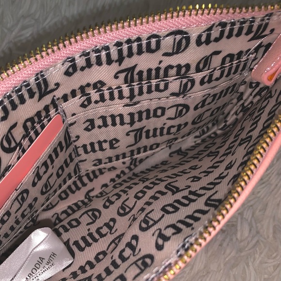 Juicy Couture 🎀macroon pink🎀 wristlet - Picture 3 of 3